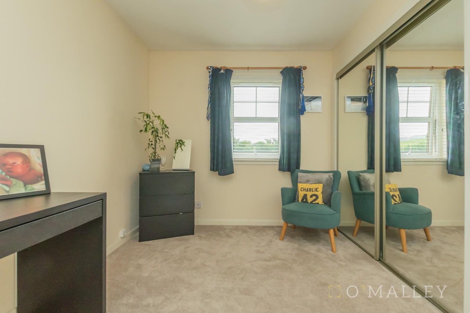 35. Bedroom 4 3.jpg